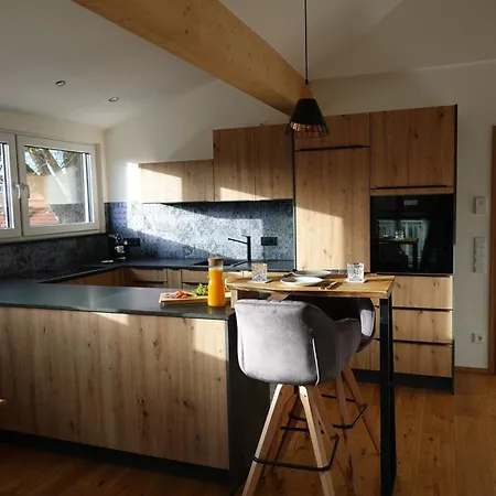 Apartment Ferienwohnung *