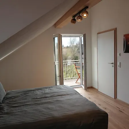 Apartment Ferienwohnung *