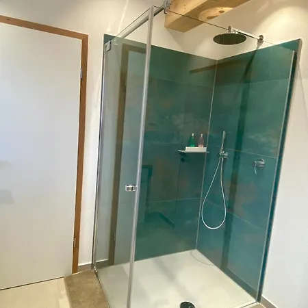 Apartment Ferienwohnung *